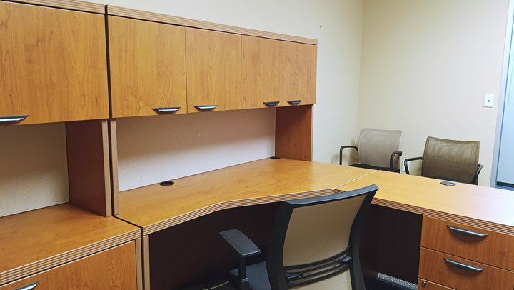 Office 3 reverse view showing the desktop and visitor chairs